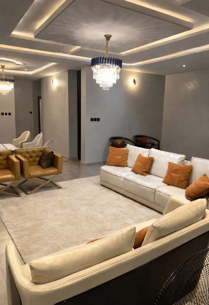 Luxurious 2-bedroom Flat Apartment