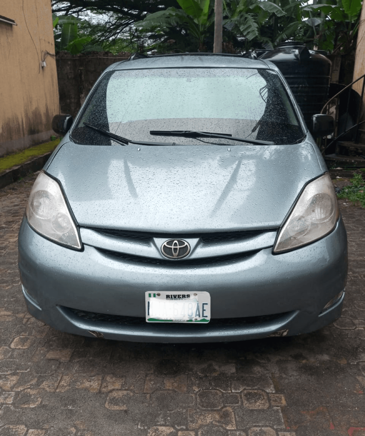 Hourly Car Rental In Port Harcourt - Sienna