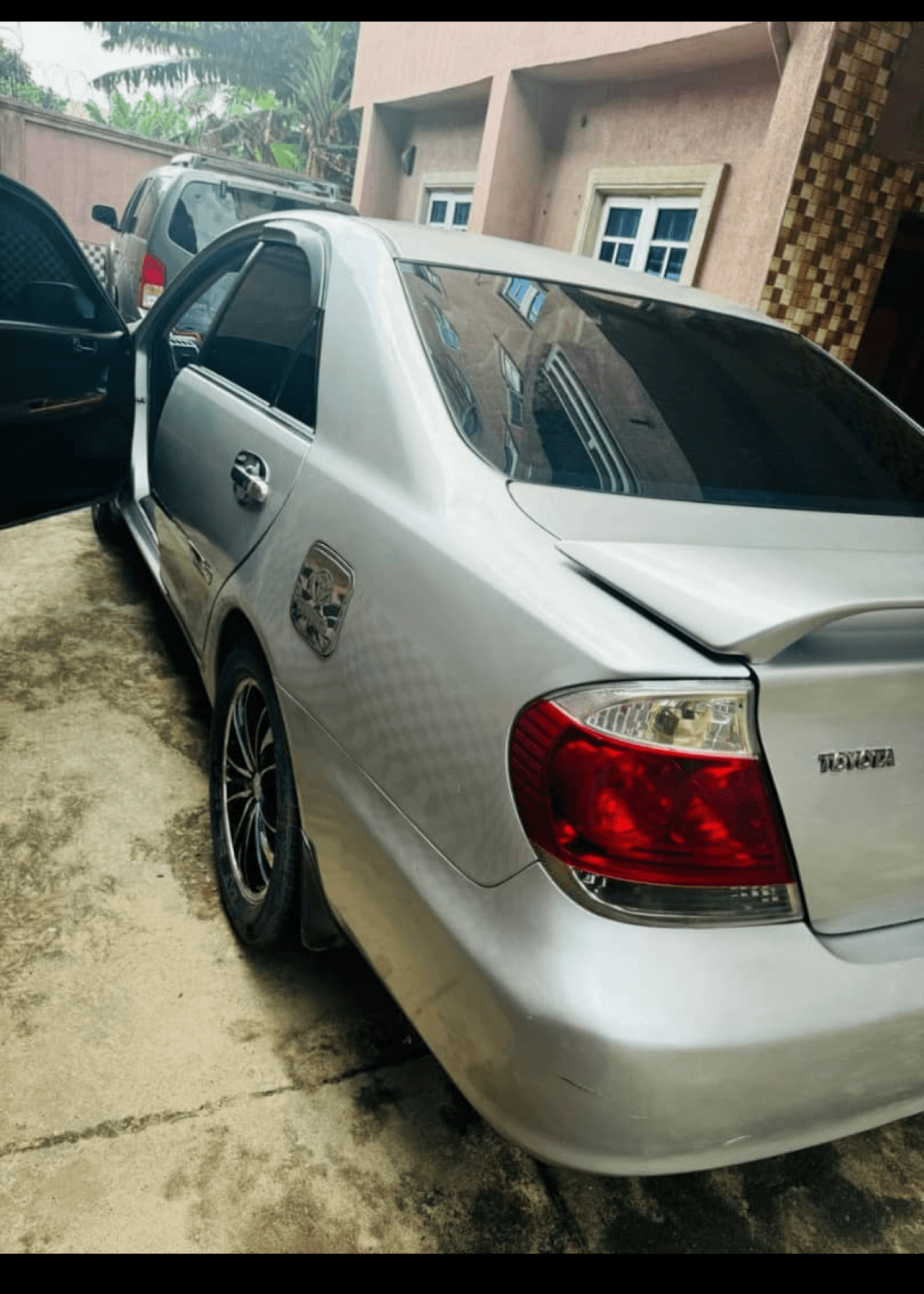 Interstate Camry Car Rental With A Professional Driver