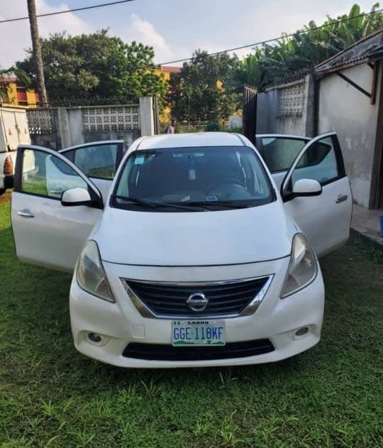 Nissan Versa For Rent With Driver