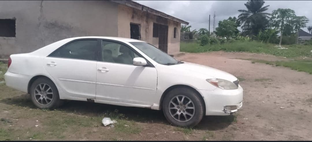 Toyota Camry 2.4 For Rent