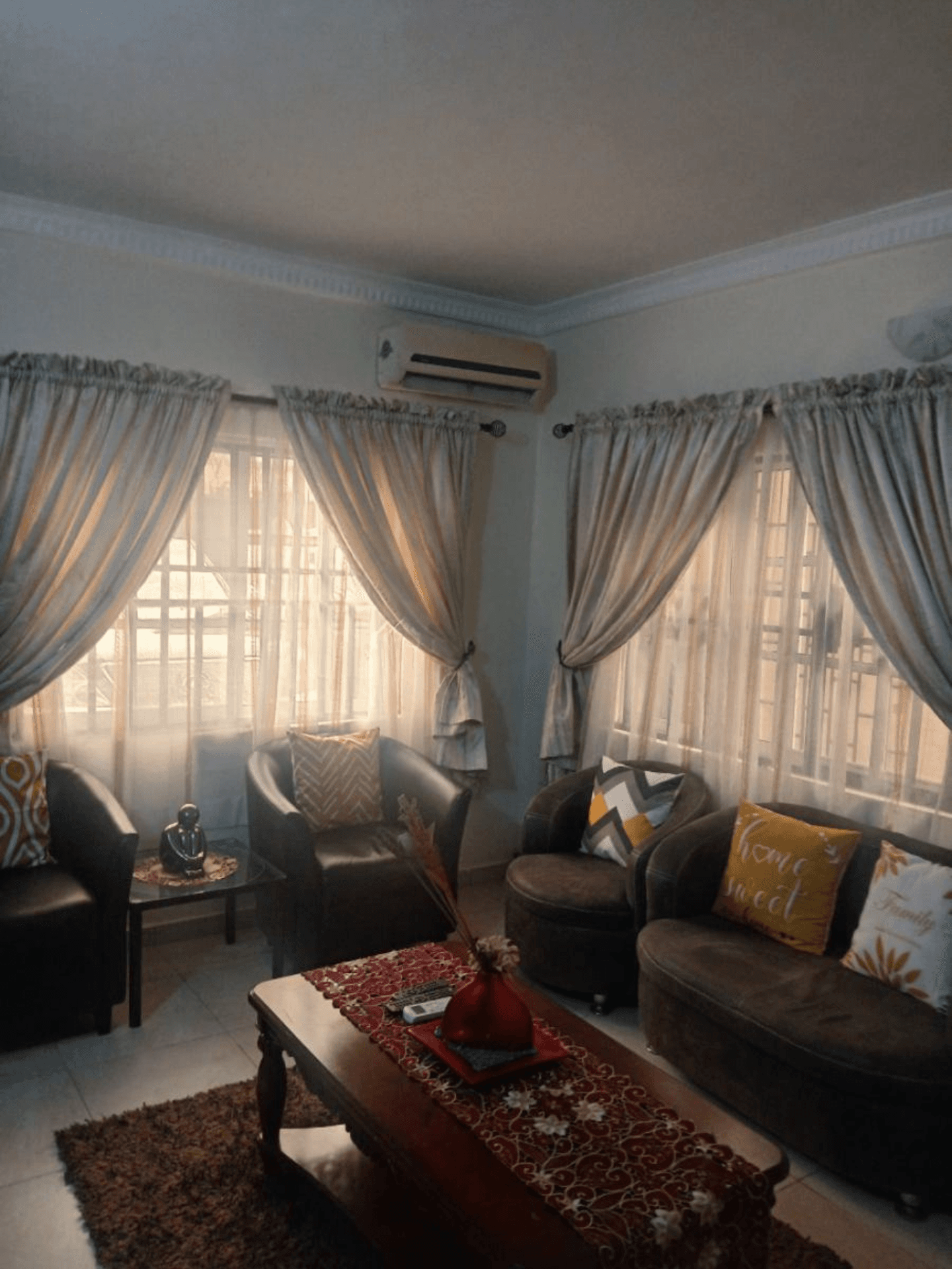 Well Finished 1 Bedroom, Serviced