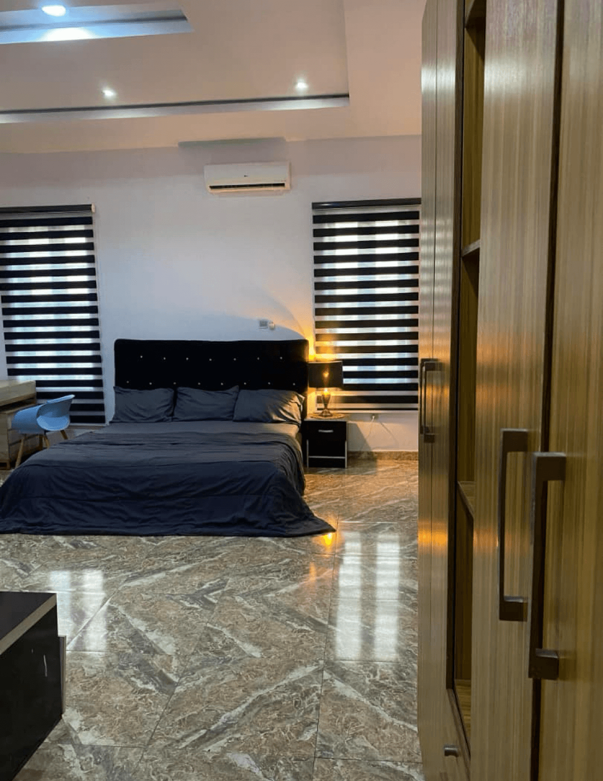 Shared Apartment Monthly - Master Bedroom