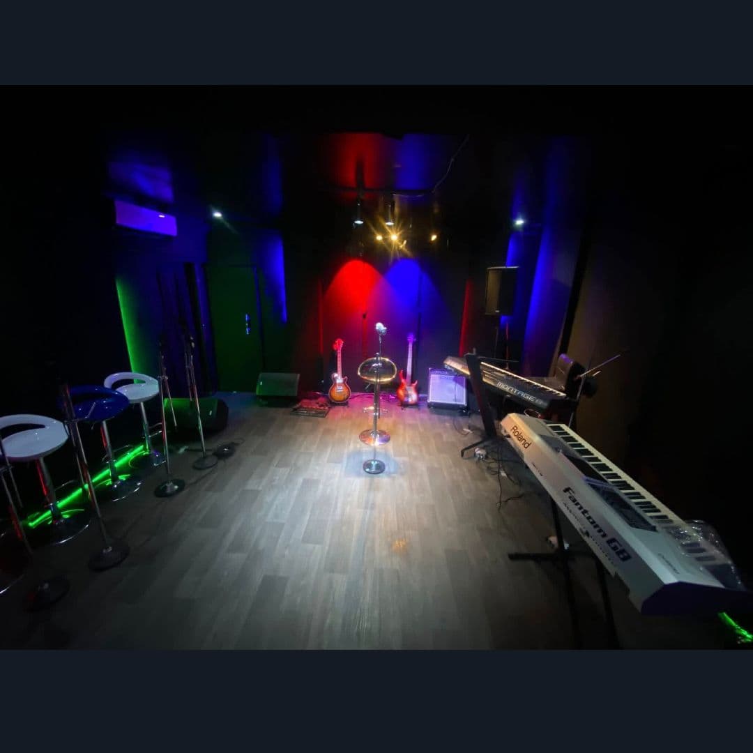 Music Recording Studio 2hrs (Streo Recording/Live Session)