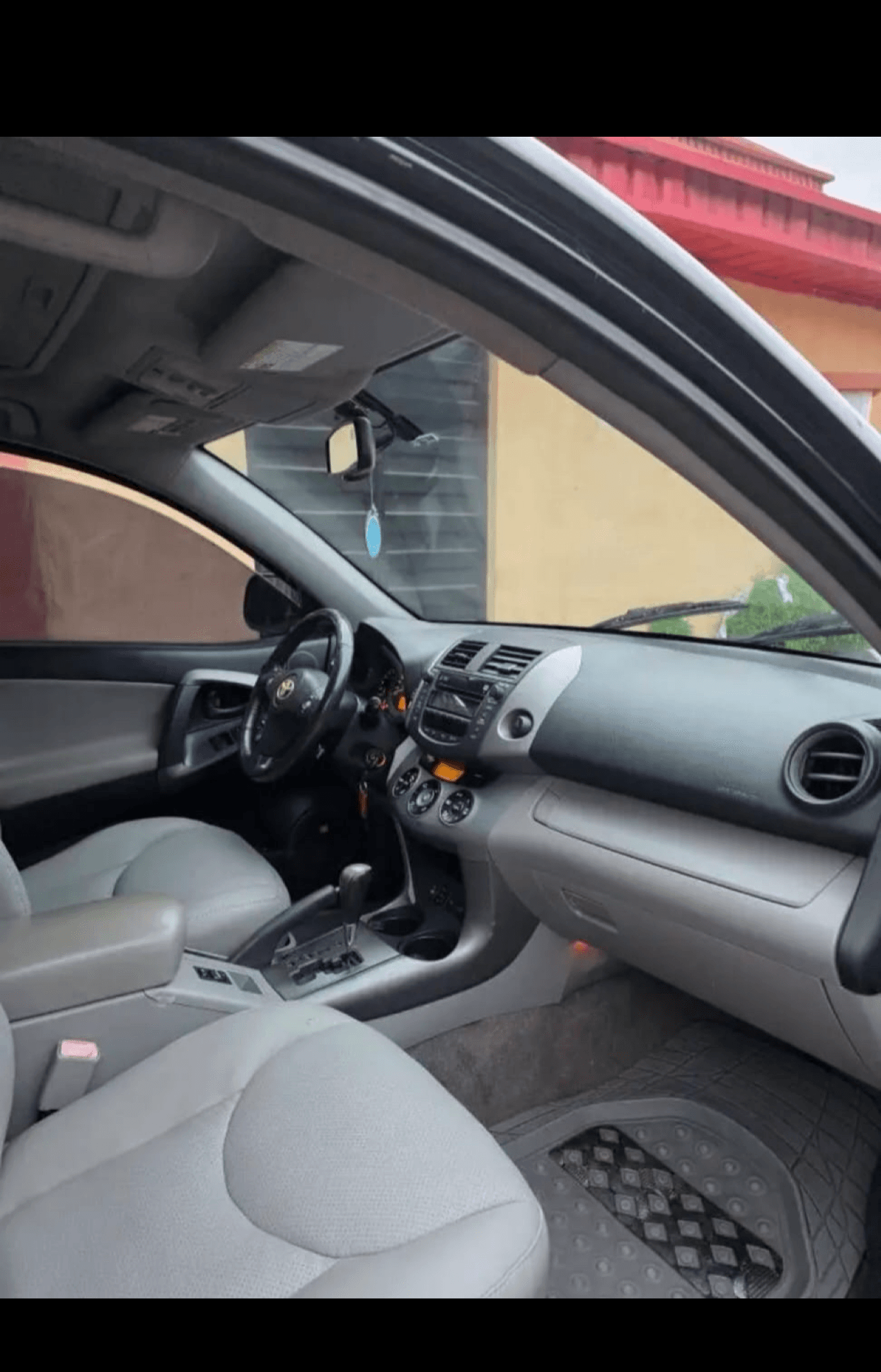 Rav 4 Car rental In Lagos