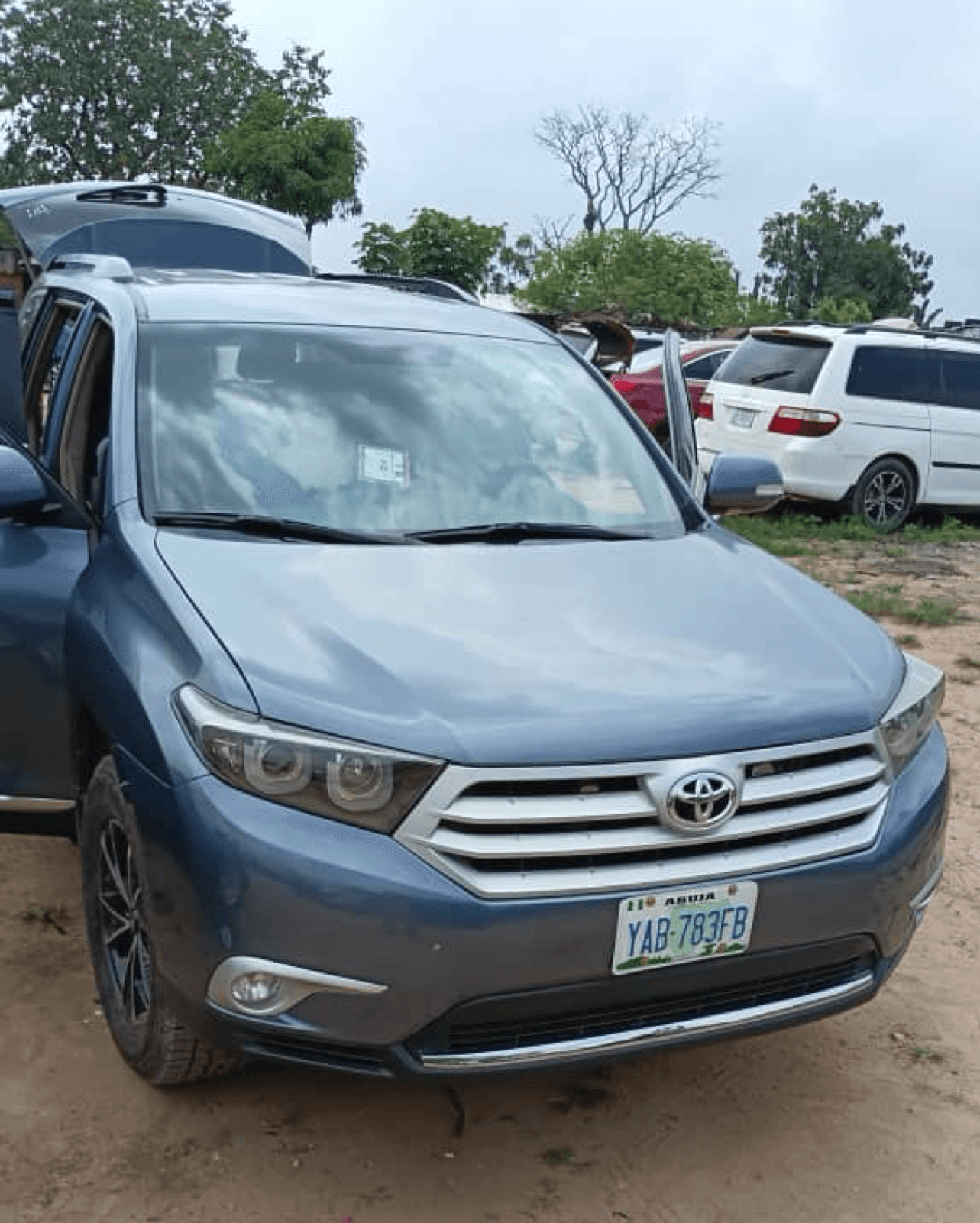 Highlander Car Rental In Abuja