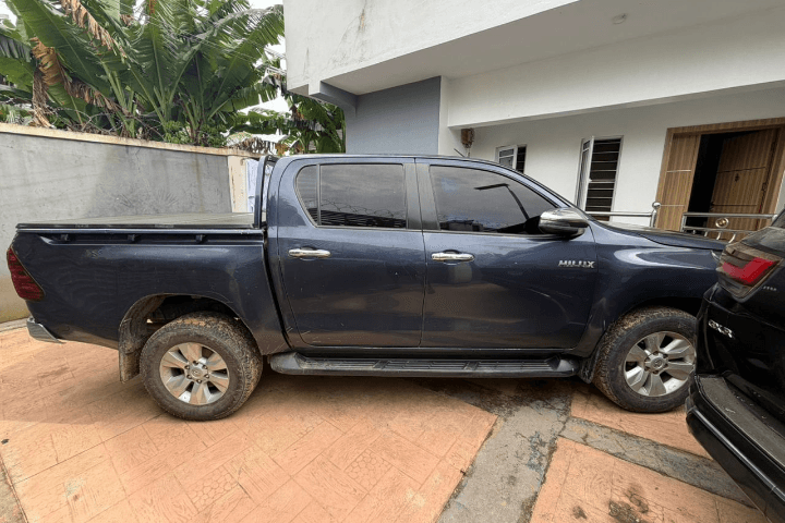 2021 bullet proof Hilux for hire in Phc